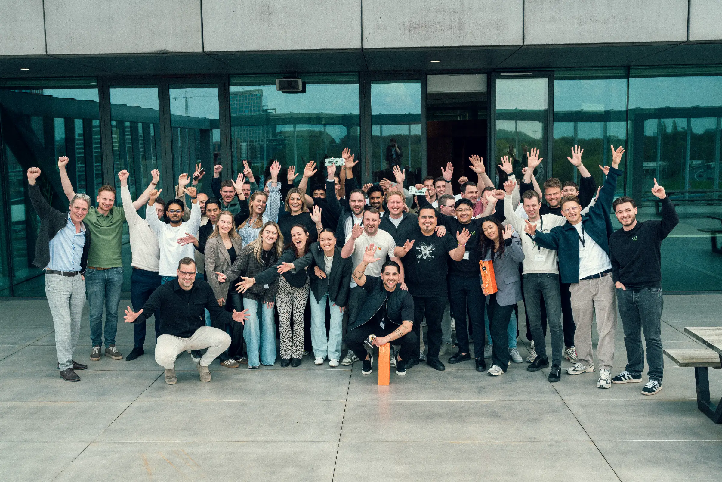 InWork groepsfoto met blije InWorkers